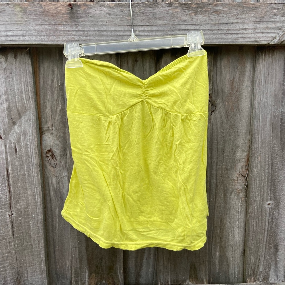 Strapless top